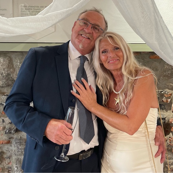 Meet your Posher, Posh - Picture 2 of 2